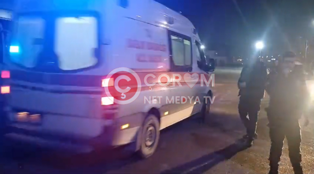 ÇORUM OTOGARINDA BIÇAKLI KAVGA : 1 YARALI