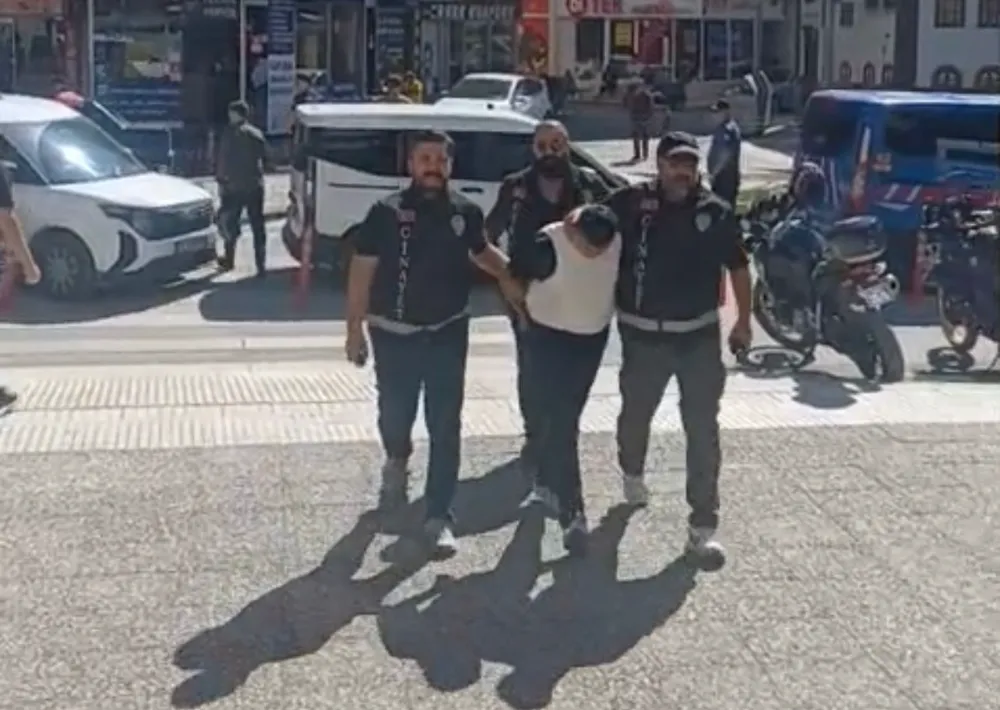 Petshop Cinayetinde 3 Kişi Tutuklandı